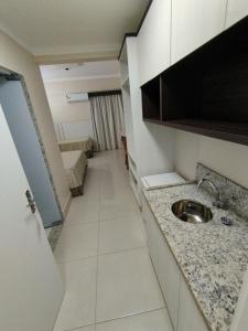 Kjøkken eller kjøkkenkrok på Caldas Novas - 2024 - diRoma Spazzio acesso ao Vulcão - com Piscina do hotel 24 horas