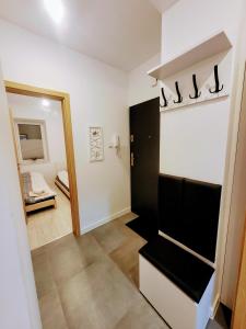 Ett badrum på Apartamenty Centrum Zabrze Super Mario