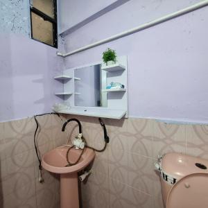A bathroom at One bedroom luxury apartment 1st floor with kitchen