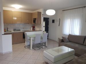 Kuchyňa alebo kuchynka v ubytovaní Apartment Zarko
