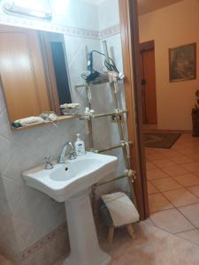 Koupelna v ubytování Rimembranza Appartamento, Anagni