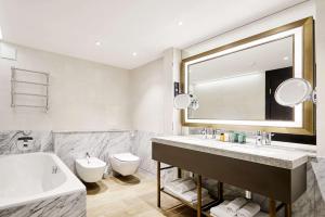 Koupelna v ubytování Hilton Budapest