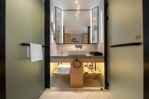 Bagno di Rezen Select Hotel guagnzhou Baiyun International Airport T2 Canton Fair Certificate Application & Free Shuttle