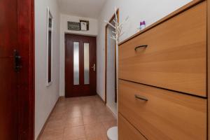 Fotografia z galérie ubytovania Apartments with parking spaces Stanici, Omis - 20107 v Omise
