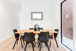 Gallery image of Boutique Stays - Murrumbeena Place 1 in Carnegie