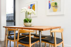 Gallery image of Boutique Stays - Victoria Road in Melbourne