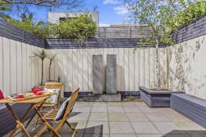 Gallery image of Boutique Stays - Port Haven in Melbourne