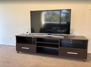 TV a/nebo společenská místnost v ubytování Remuera Spacious Holiday Home + 16 fotografií