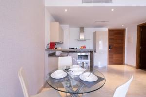 Luxury New 1BR A\C - Free Parking - Maârif tesisinde mutfak veya mini mutfak