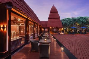 Restoran atau tempat lain untuk makan di Ananta Spa & Resort, Pushkar