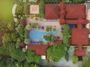 Kolam renang di atau dekat dengan Ananta Spa & Resort, Pushkar