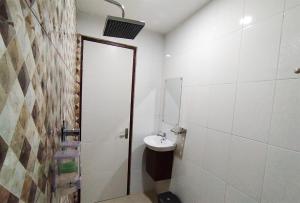 Koupelna v ubytování Hotel Syariah GS Lampung Culture, Bandar Lampung