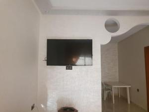 TV o dispositivi per l'intrattenimento presso Apartment in Larache Marokko