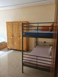 Letto o letti in una camera di Apartment in Larache Marokko