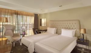 Cama ou camas em um quarto em Park Plaza London Riverbank