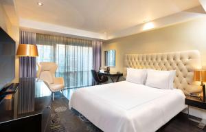 Cama ou camas em um quarto em Park Plaza London Riverbank