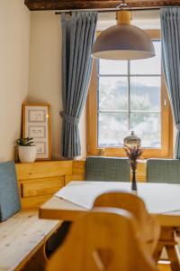 Käferberghof im Burgenland, Komfortzimmer mit Frühstück, Bed & Breakfast, Urlaub am Bauernhof客房内的一张或多张床位