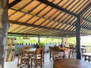 Restaurace v ubytování Munduk Sena
