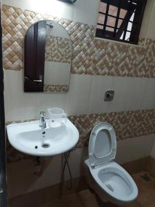 Fotografija u galeriji objekta Masterkey Deluxe Rooms u gradu Kakanad