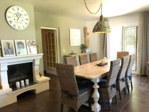 Posezení v ubytování Villa La Lavande