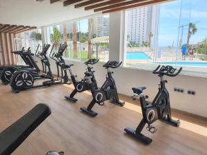 Fitness centrum a/nebo fitness zařízení v ubytování Sunset Waves excellent apartment Benidorm