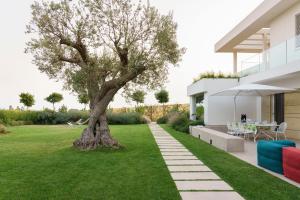 A garden outside Meravilla