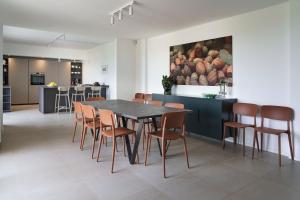 A kitchen or kitchenette at Meravilla