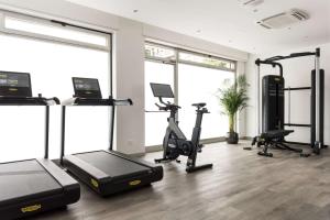 Palestra o centro fitness di Tapestry by Hilton Ambasciatori Hotel