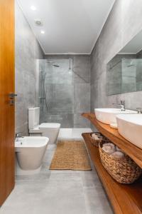 Imagen de la galería de Casas de Bouro 3 Casa do Alecrim, en Terras de Bouro 33 fotos más