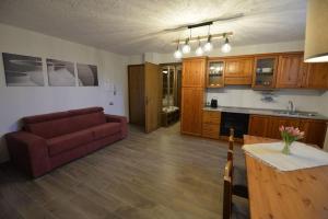 Nhà bếp/bếp nhỏ tại Taverna al ponte