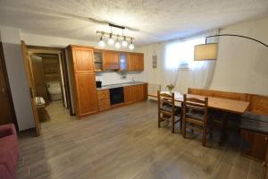 Nhà bếp/bếp nhỏ tại Taverna al ponte +5 ảnh