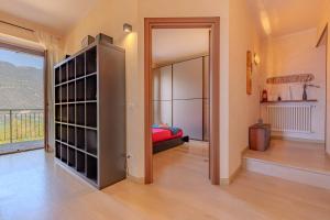 Letto o letti in una camera di [Como-Blevio] Suite lake view + private garage