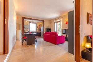 Area soggiorno di [Como-Blevio] Suite lake view + private garage