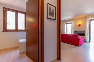TV a/nebo společenská místnost v ubytování [Como-Blevio] Suite lake view + private garage
