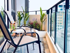 Balkón nebo terasa v ubytování Lux 3BRs Suite/Soft King BEDs+1 ｜Breathtaking Pool