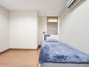 Fotografie z fotogalerie ubytování 3 Bed Rooms 2 Bath Rooms Unit Near Jodd Fair Market v destinaci Bangkok