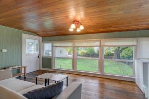 Foto sihtkohas Grants Pass asuva majutusasutuse Cozy Grants Pass Home about 9 Mi to Rogue River Access galeriist