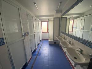 Koupelna v ubytování Hostel Cienfuegos