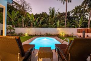 Swimmingpoolen hos eller tæt på Exceptional Villa Located in Bora Bora