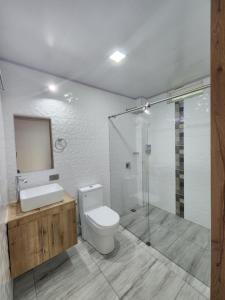 Ένα μπάνιο στο Hotel nelumbo