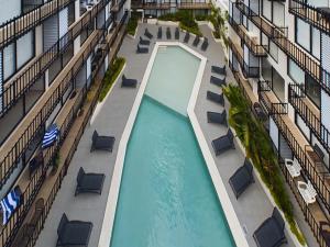 Bazen v nastanitvi oz. blizu nastanitve Spacious and centrally apartment a few streets from the beach By Yeah