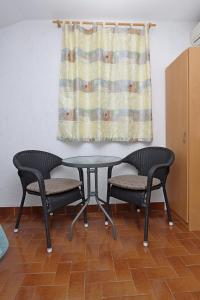Fotografie z fotogalerie ubytování Apartments with a parking space Kornic, Krk - 415 v destinaci Kornić