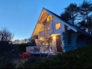 Hoone, kus villa asub