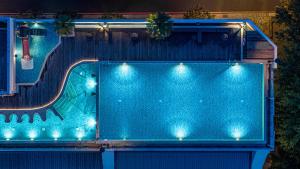 Bazén v ubytování Four Points by Sheraton Yilan Jiaoxi nebo v jeho okolí