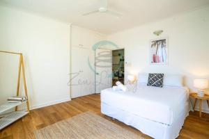Nightcliff Nest - Stylish 2BR Apt Near Foreshore客房内的一张或多张床位