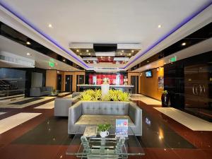 Vstupní hala nebo recepce v ubytování MS Absolute Bangla Suites Rental Apartment
