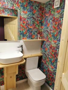 A bathroom at BaseGlamp
