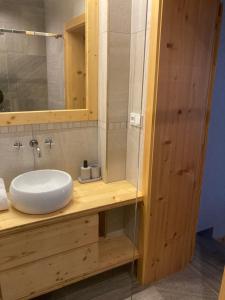 Uma casa de banho em Apartmány Štěpánkova 85