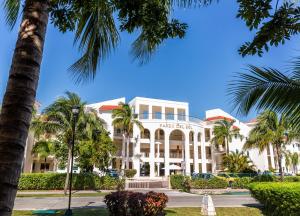 En have udenfor Paseo Luxury Suites