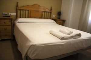 Posteľ alebo postele v izbe v ubytovaní Hostal Valdepeñas by Bossh! Hotels